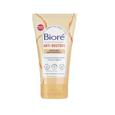 BIORE Exfoliant Anti-Imperfections au Charbon 125 ml dans un tube beige avec une étiquette blanche, contenant 1% de BHA et du charbon pour les peaux à tendance acnéique. dakar, Sénégal