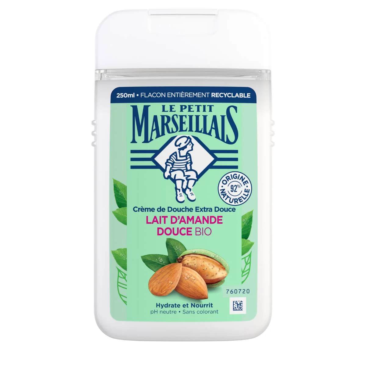 Flacon de Le Petit Marseillais Crème de Douche Extra Douce Lait d'Amande Douce Bio avec feuilles vertes et amandes sur l'étiquette, 250 ml. dakar, Sénégal