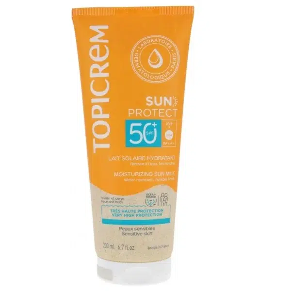 Tube de Topicrem Sun Protect Lait Solaire Hydratant SPF50+ pour peaux sensibles, 200 ml, avec une étiquette orange et blanche. dakar, Sénégal