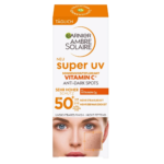 Coffret Garnier Fluide Visage Solaire SPF 50 Super UV à la Vitamine C anti-taches, 40 ml.