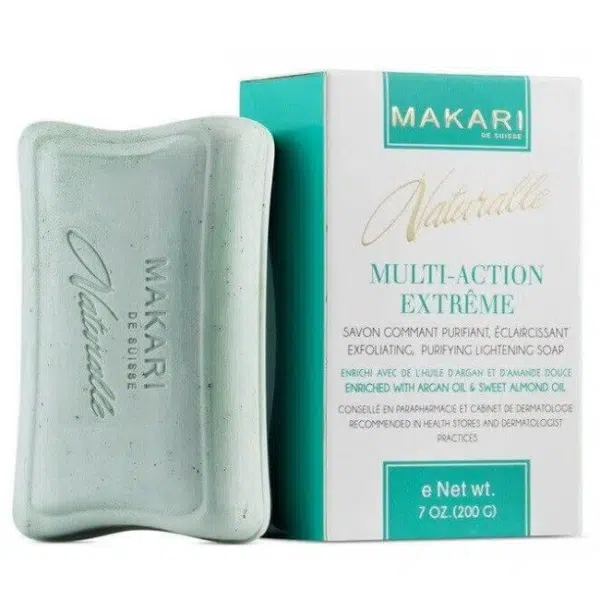 Paquet de Makari Naturalle Multi Action Extrême Savon Exfoliant 200 g, comprenant un pain de savon de 7 oz à côté de sa boîte au design blanc et vert.