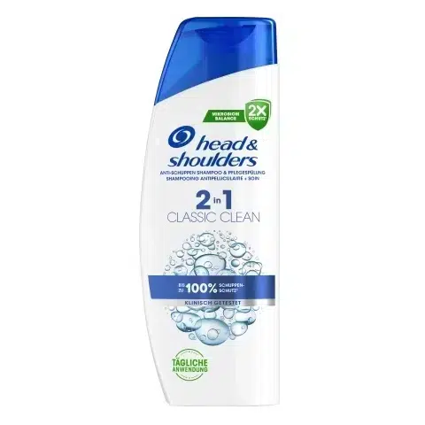 Un flacon de 250 ml de Head And Shoulders Shampoing anti-frottements 2en1 Classic Clean avec un bouchon bleu. dakar