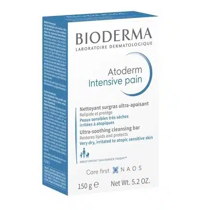 Un coffret bleu et blanc de Bioderma Atoderm Intensive Pain Nettoyant Surgras 150 g