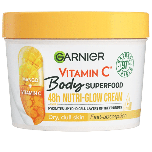 Un pot de Garnier Body SuperFood Crème pour le Corps Eclat à la Vitamine C 380 ml d'Univers Cosmetix