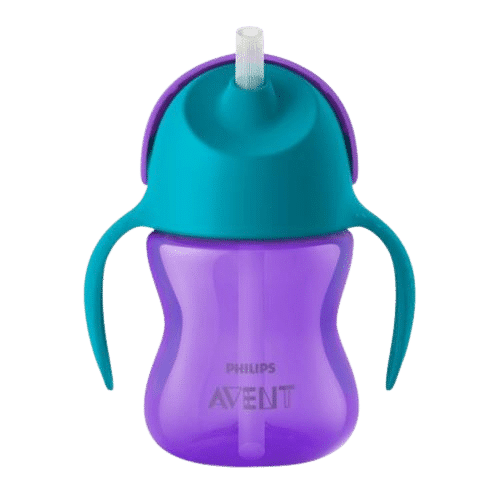 Une Tasse d'apprentissage à Paille Philips Avent violette 200 ml (Violet/Vert à partir de 9 mois) avec des poignées vertes et un couvercle bleu sarcelle avec une paille transparente