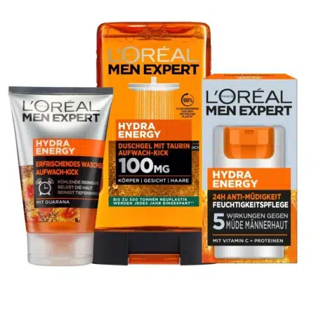 Le Coffret de Soins Hommes Hydra Energy 3 Pièces de L’Oréal Men Expert comprend un nettoyant visage rafraîchissant infusé de guarana, le gel douche revitalisant Invincible Sport Men Expert contenant de la taurine et un hydratant anti-fatigue 24 heures enrichi en vitamine C et en protéines. L’emballage présente une palette de couleurs orange, blanc et noir. Dakar