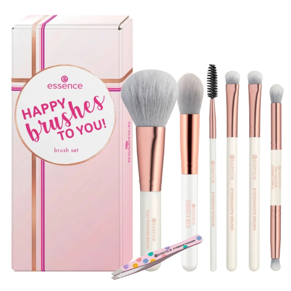 Un coffret de pinceaux de maquillage comprend six pinceaux aux manches or rose et blanc, un goupillon et une pince à épiler. L'emballage, aux touches de rose, porte l'inscription « Happy Brushes to You ! » et la mention « Essence ». Dakar