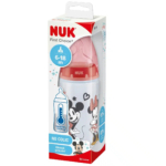 Un emballage de biberon NUK First Choice+ orné d'illustrations de Mickey et Minnie Mouse. La boîte met en valeur des fonctionnalités telles que le contrôle de la température, la tranche d'âge de 6 à 18 mois et la conception « Anti-coliques » en silicone. Dakar