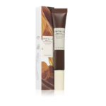 Un tube de crème contour des yeux Skin1004 Madagascar Centella Hyalu-Cica Wonder à côté de sa boîte. L'emballage arbore un design naturel aux tons bruns et beiges. Le tube est haut, avec un bouchon blanc et un corps marron. Dakar